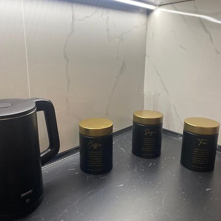 Tabago Studio 18 オポーレ エクステリア 写真